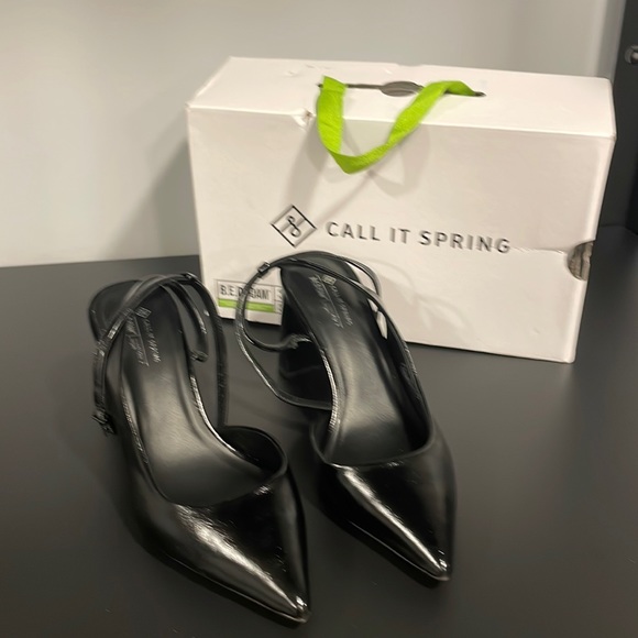 CALL IT SPRING Like new heels - Picture 4 of 11